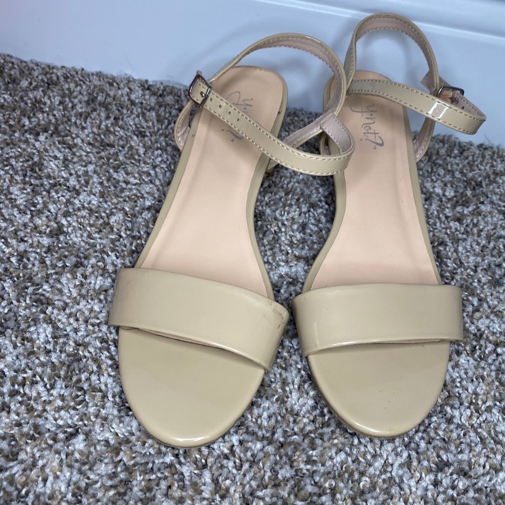 Dress shoes